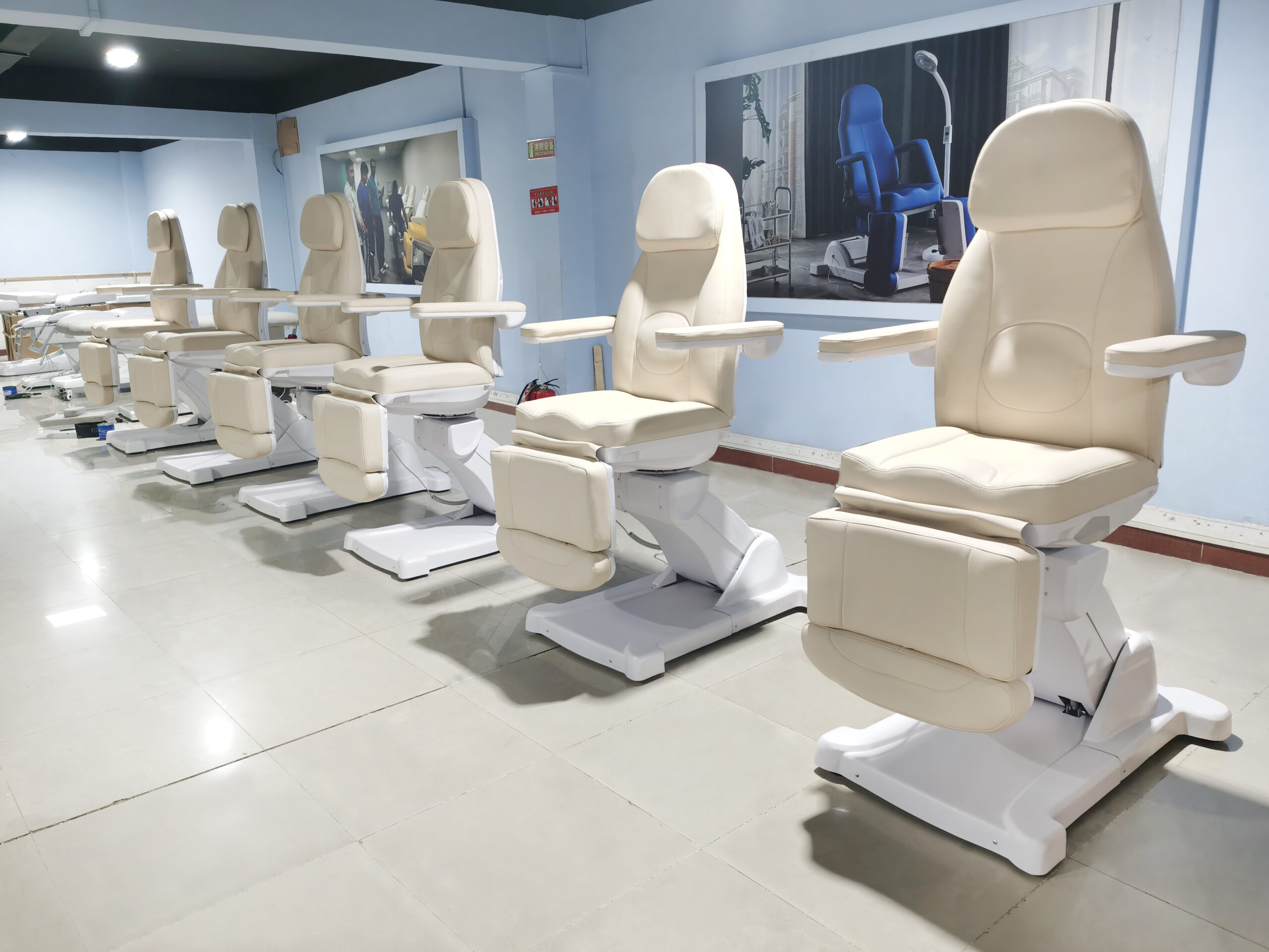 Manufacturer of Electric Medical Bed